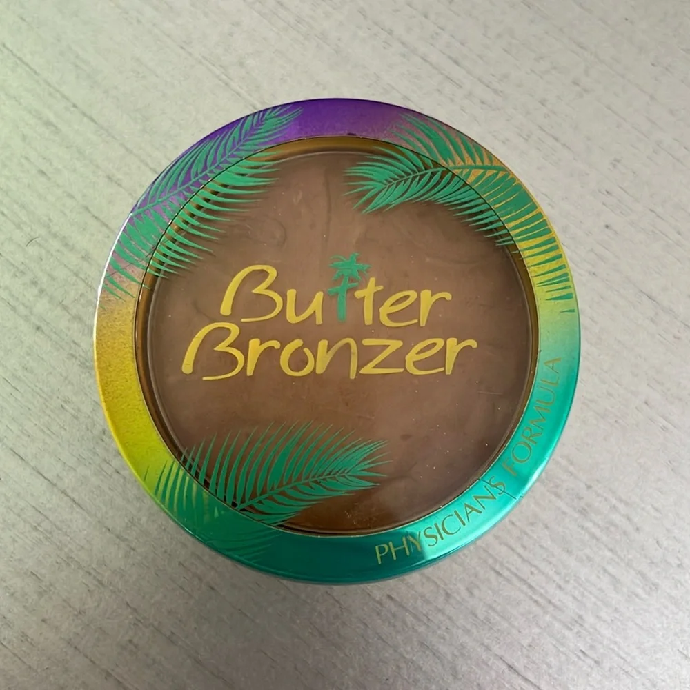 Physicians Formula butter bronzer in light bronzer